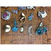 Image 4 : Lot of vintage brooches