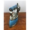 Image 3 : COLEMAN model 4-a blue enamel gas iron