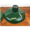 Image 3 : Lot 2 green porcelain light shades