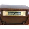 Image 2 : Philco wooden tube radio