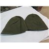Image 2 : 2 CANADIAN ARMY GREEN WOOL WINTER TOQUES