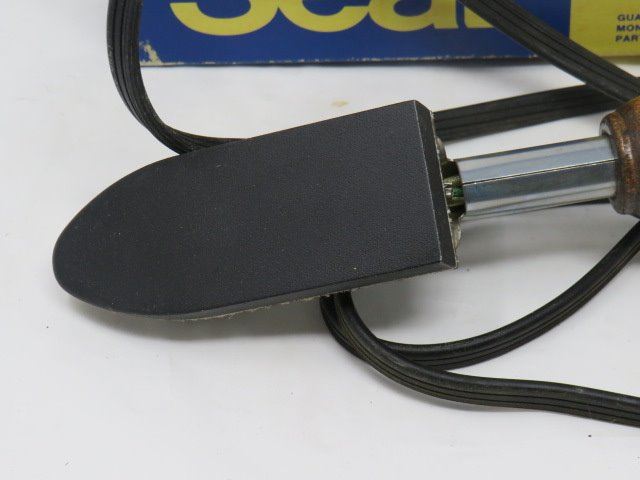 SELECTOR TACKING IRON, BASE IS TEFLON COATED