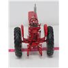 Image 2 : FARMALL 350 TRACTOR 8 1/2 "L