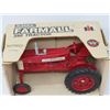 Image 3 : ERTL FARM ALL 350 TRACTOR RED
