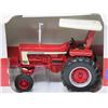 Image 2 : ERTL CASE IH FARMALL 806 TRACTOR