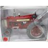 Image 2 : SPECAST IH FARMALL 450 NARROW FRONT TIRES