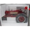 Image 2 : IH FARMALL 450 TRACTOR
