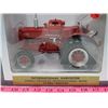 Image 2 : IH W400 LP GAS TRACTOR