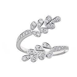 0.37 ctw Diamond Ring - 18KT White Gold
