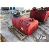 Image 2 : 100 GAL. SQUARE SLIP TANK