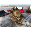 Image 2 : Q/C 66" CLEANOUT BUCKET