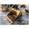 Image 1 : 44" CLEANOUT BUCKET