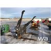 Image 2 : VIRNIG SKID STEER PIPE GRAPPLE