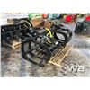 Image 2 : 72" SKID STEER BRUSH GRAPPLE