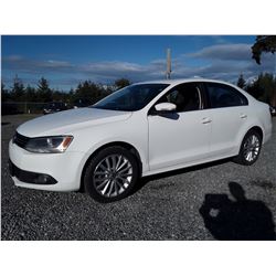 B5 --  2011 VW Jetta TDI , White , 184896  KM's