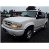 Image 1 : I1 --  2000 Ford Explorer Limited , White , 217161  KM's