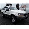 Image 2 : L5 --  2000 Jeep GrandCherokee Laredo , White , 190357  KM's
