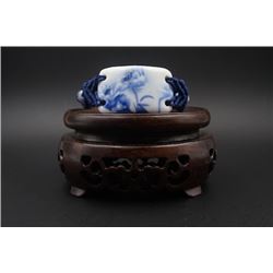 A Contemporary Famille-Rose "Arch" Ceramics Piece with "Floral" Pattern.