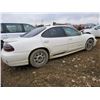 Image 4 : 2002 PONTIAC GRAN PRIX, WHITE, VIN 1G2WP52K22F254170 SALVAGE