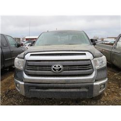 2014 TOYOTA TUNDRA, VIN 5TFUY5F12EX326033 SALVAGE