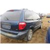Image 4 : 2001 DODGE CARAVAN SE KEYS STUCK IN, VIN 1B4GP25R51B249832, SALVAGE