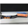Image 1 : 2 Snow Brushes