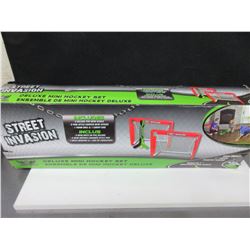 Deluxe Mini Hockey set for indoor/outdoor