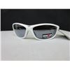Image 1 : New Foster Grant IronMan Sunglasses