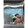 Image 1 : New TWIN Heated Plush Blanket machine wash ten heat settings