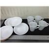 Image 1 : 4 Corelle Coffee Mugs & 4 Bowls