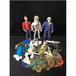 VINTAGE G.I JOE ACTION FIGURES W/ WEAPONS & ACCESSORIES)