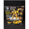 Image 2 : TRANSFORMERS ULTIMATE BUMBLEBEE CONVERTS TO CAMARO (SEALED)