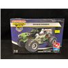 Image 1 : AMT/ERTL 1:25 SCALE MONSTER JAM GRAVE DIGGER UNASSEMBLED MODEL KIT (FACTORY SEALED)