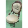Image 1 : VICTORIAN WALNUT SIDE CHAIR
