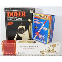 FLAT WITH MOON MUTT MODEL ROCKET , NEW DOVER