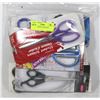 Image 1 : BAG OF ASSORTED SCISSORS