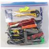 Image 1 : BAG OF ASSORTED HAND TOOLS