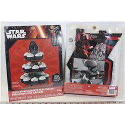LOT OF TWO NEW STAR WARS CUPCAKES STAND