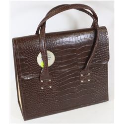 "SOMETHING TO HOLD" ACCORDION FILE TOTE