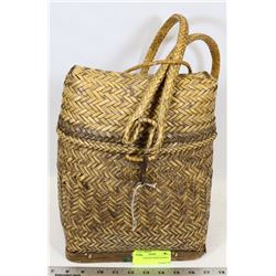 VINTAGE WOVEN FISHING BASKET.
