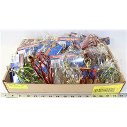 FLAT OF ASSORTED CHRISTMAS ORNAMENTS