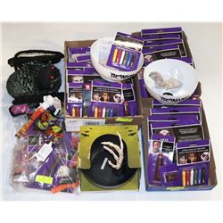 LARGE BUNDLE OF HALLOWEEN DECORATIONS
