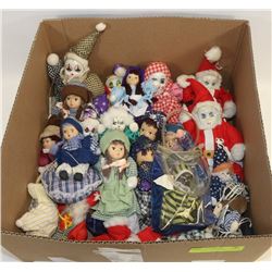 BOX OF ESTATE CERAMIC DOLLS & CLOWN