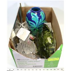 ESTATE BOX OF ASSORTED DECORATIVE VASES, FOOTED
