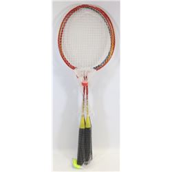 LOT OF 4 NEW BADMINTON RACKETS WITH 2 SHUTTLECOCKS