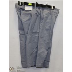 NEW MENS SHORTS SIZE 28