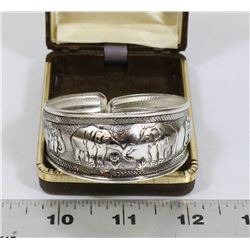 VINTAGE STYLE ESTATE BANGLE