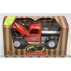 NEW CANADIAN TIRE 40'S FORD CAMION DIECAST MODEL