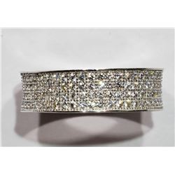 32) ETERNITY STYLE CUBIC ZIRCONIA BAND