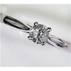 35) 14K GOLD DIAMOND RING